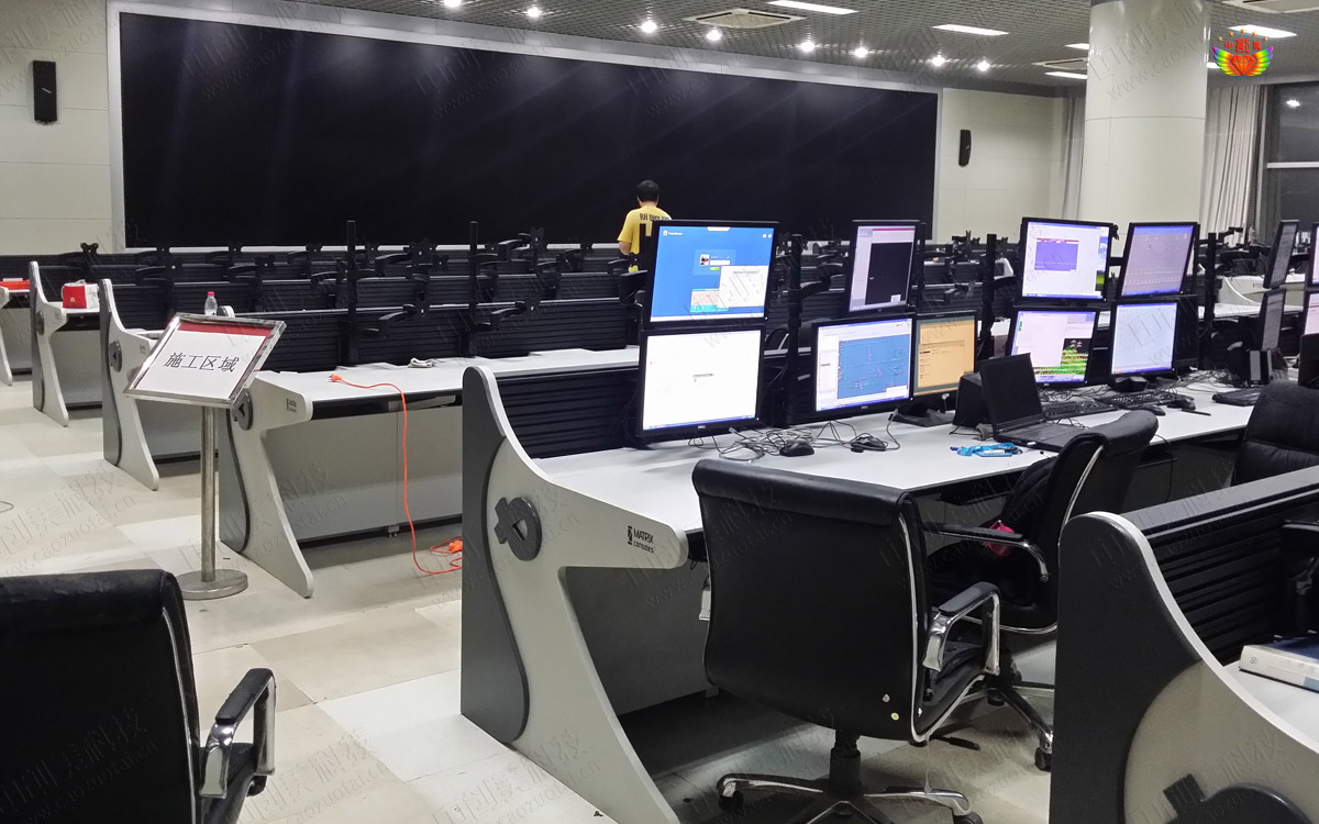 監(jiān)控臺設(shè)計(jì)效果圖